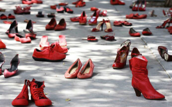 scarpe-contro-la-violenza-delle-donne